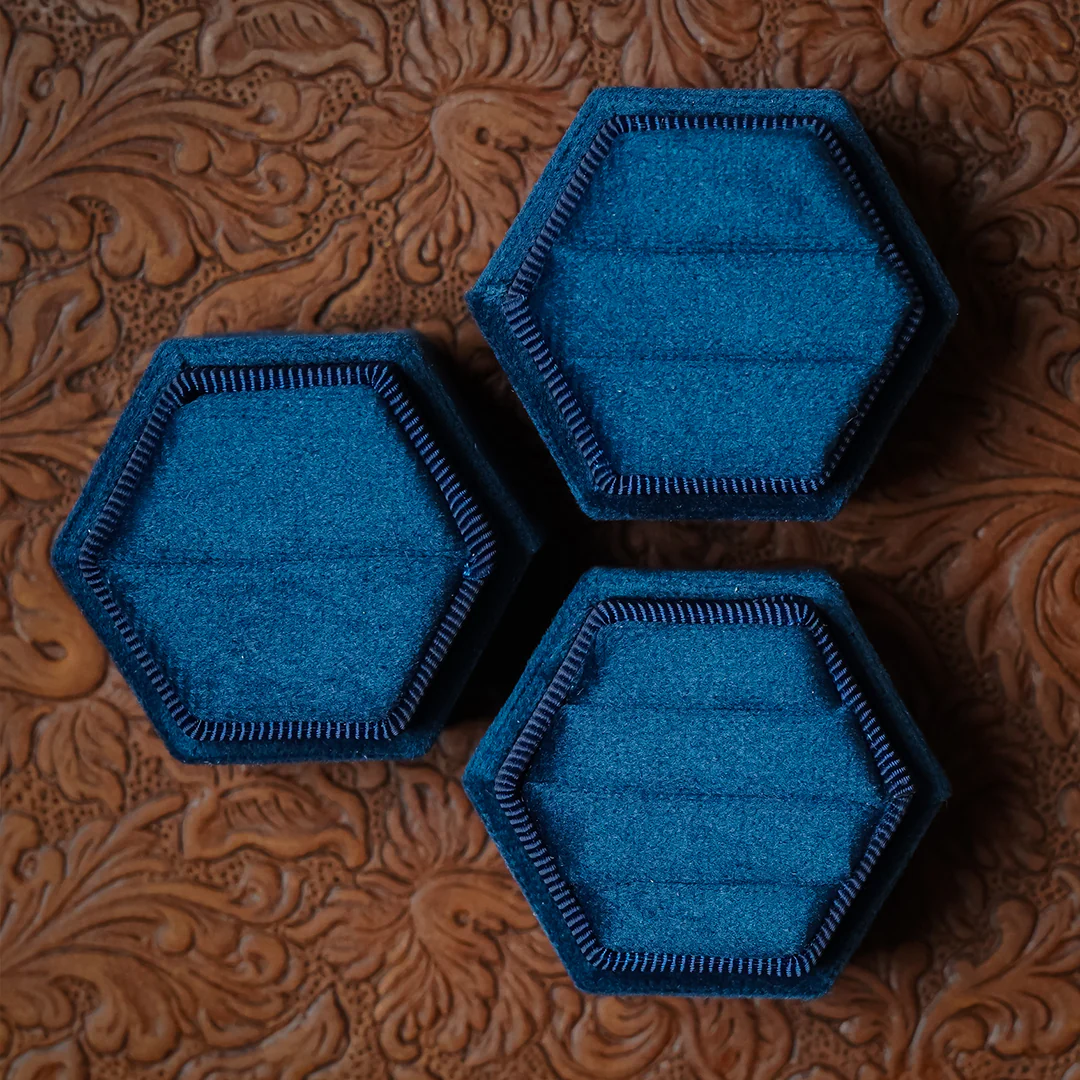 Velvet Hexagon Ring Box - Image 6
